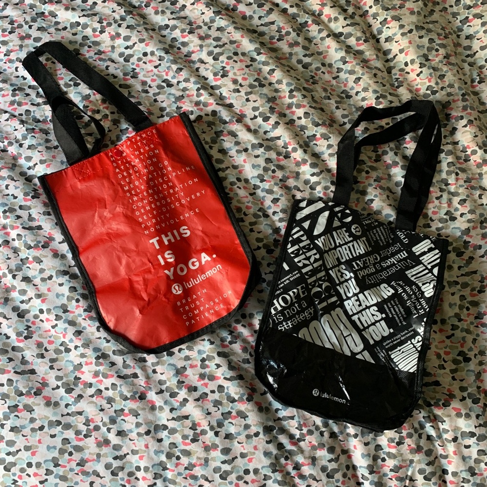 Lululemon bags